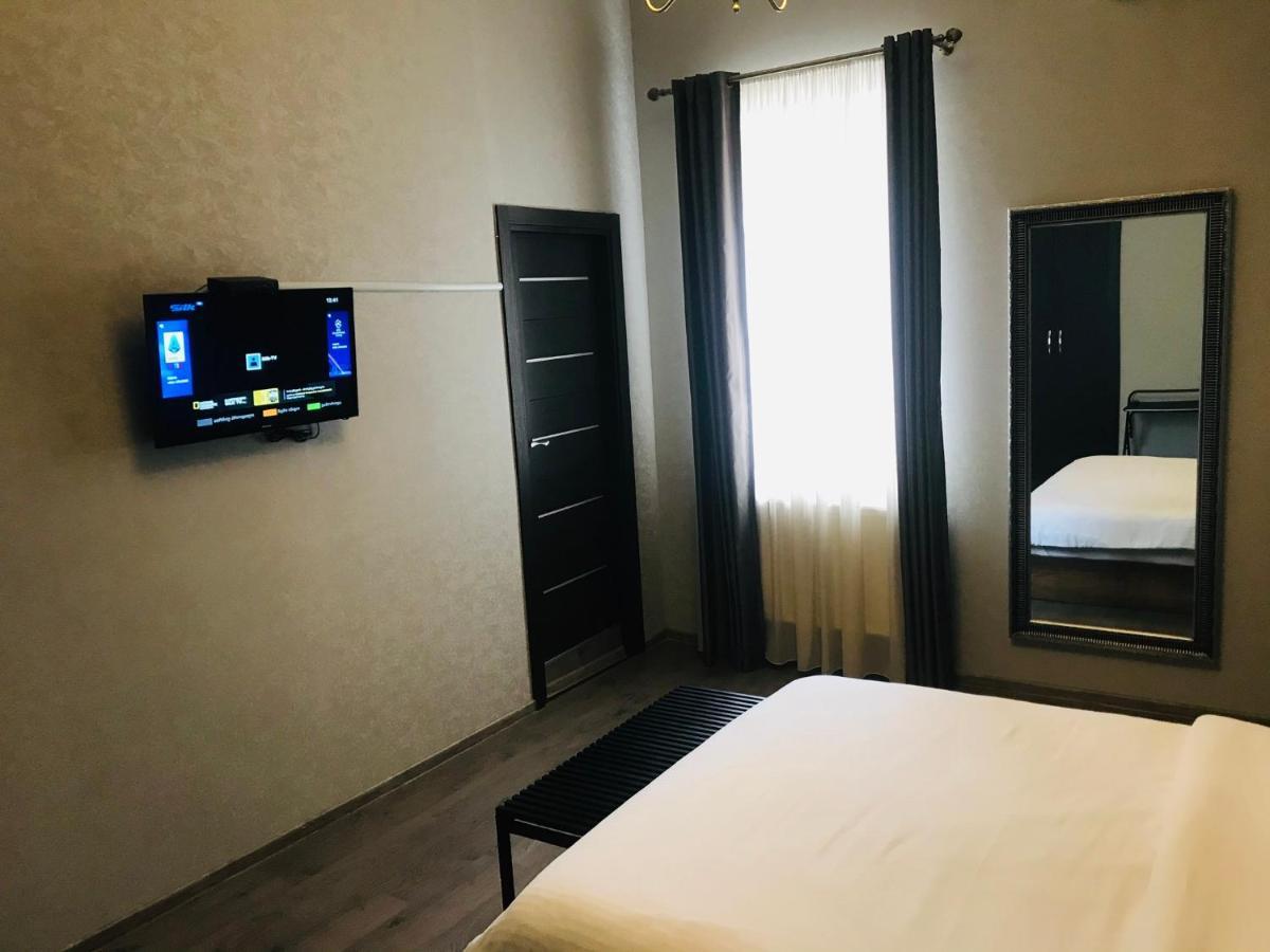 2Nd Floor Hotel Tiflis Exterior foto