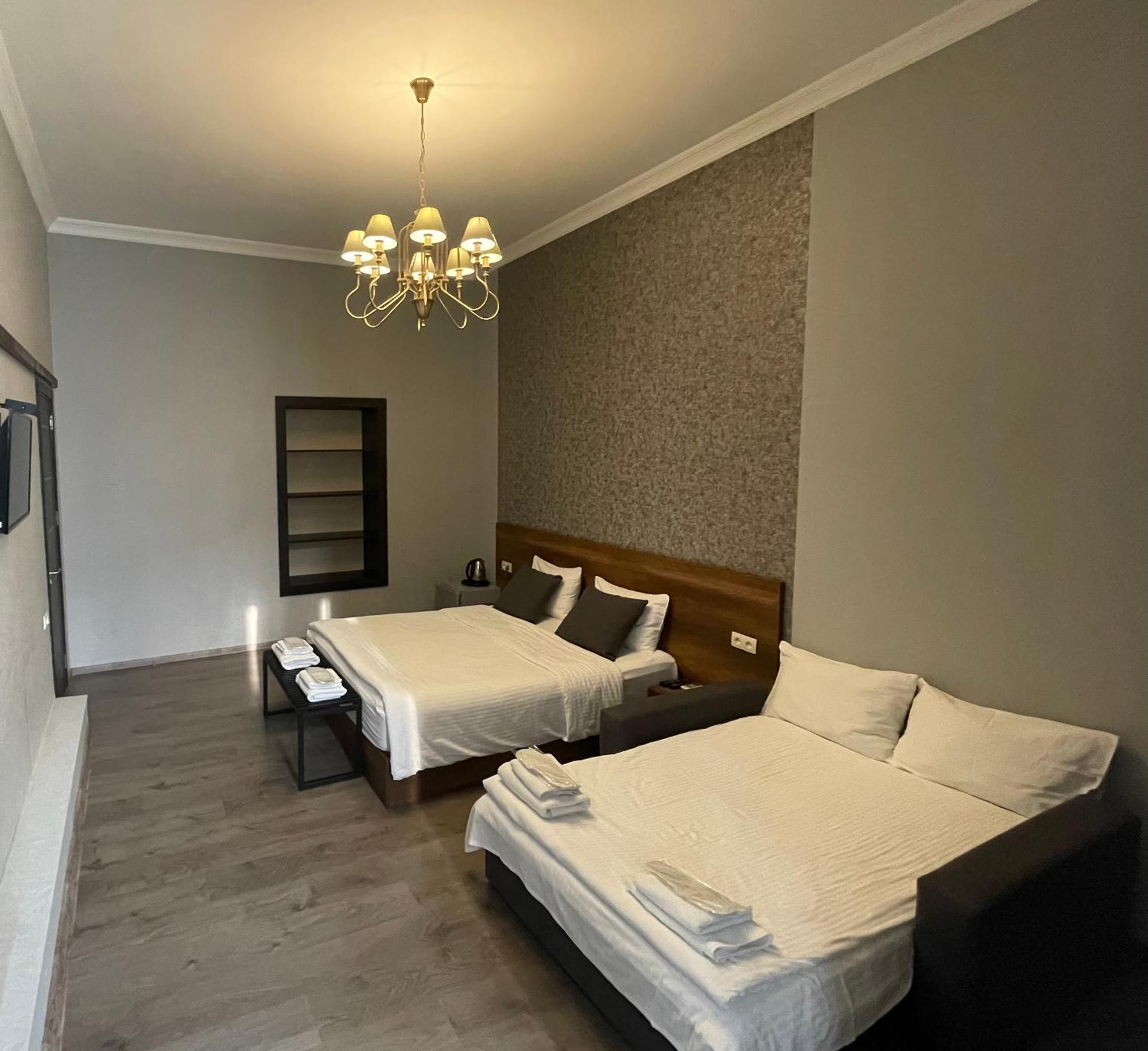 2Nd Floor Hotel Tiflis Exterior foto